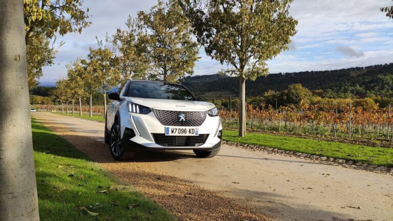 Mandataire Peugeot : comment acheter la nouvelle Peugeot 2008 ?