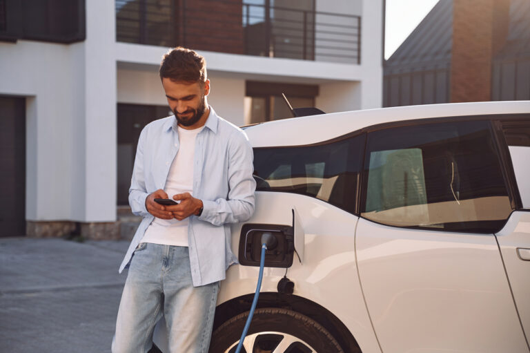 Achat d’une borne de recharge pour voiture électrique : 3 critères à garder en tête